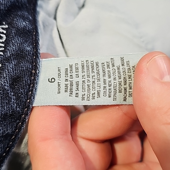 American Eagle dark wash size 6 skinny kick stretch jeans - Picture 7 of 8